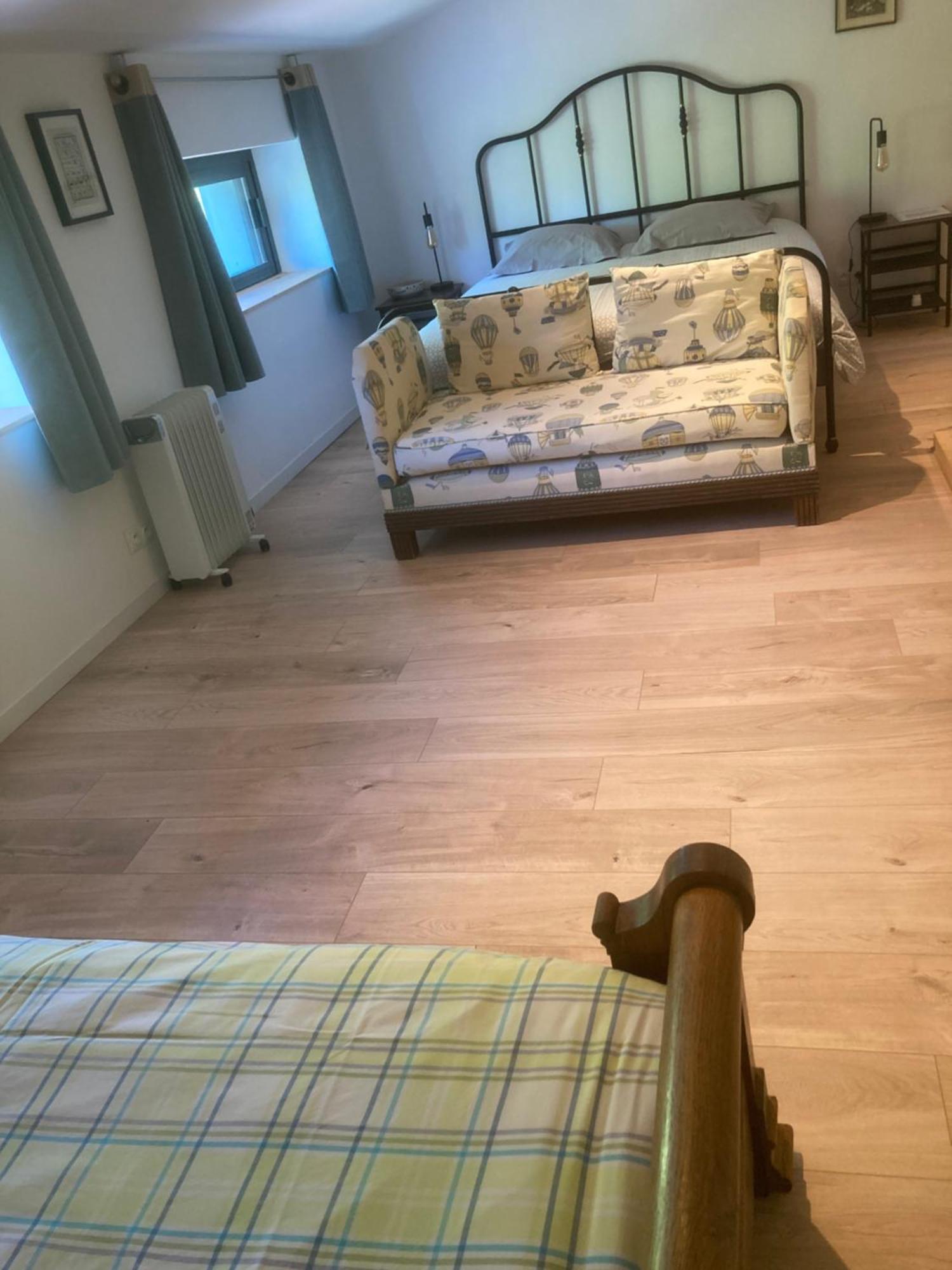 Atelier Chambres Semur-en-Auxois Exteriör bild
